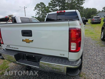 2018 Chevrolet Silverado 1500 LTZ Extended Cab Medium Bed 1LZ - miniatura 3
