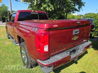 2018 Chevrolet Silverado 1500 LTZ Z71 Crew Cab Medium Bed 2LZ - miniatura 2