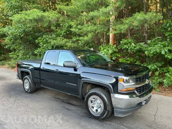 2018 Chevrolet Silverado 1500 WT Extended Cab Medium Bed 1WT - miniatura 2