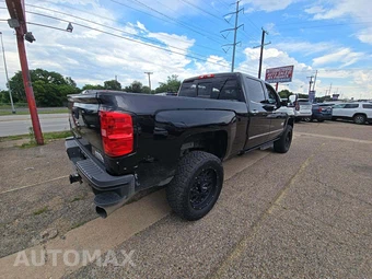 2018 Chevrolet Silverado 2500HD High Country Crew Cab Medium Bed 3LZ - miniatura 3