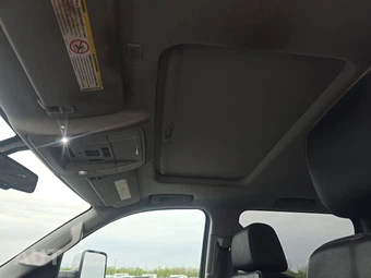 2018 Chevrolet Silverado 2500HD LTZ Crew Cab Medium Bed - miniatura 25