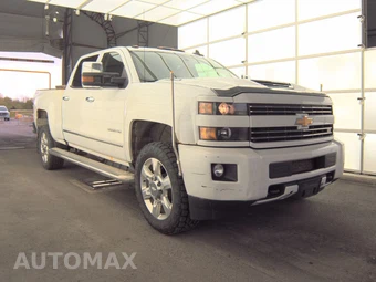 2018 Chevrolet Silverado 2500HD LTZ Crew Cab Medium Bed - miniatura 3