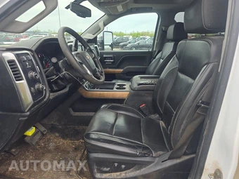 2018 Chevrolet Silverado 2500HD LTZ Crew Cab Medium Bed - miniatura 7
