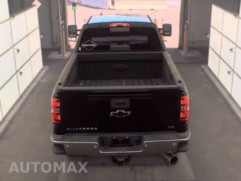 2018 Chevrolet Silverado 2500HD LTZ Crew Cab Medium Bed 1LZ - miniatura 5