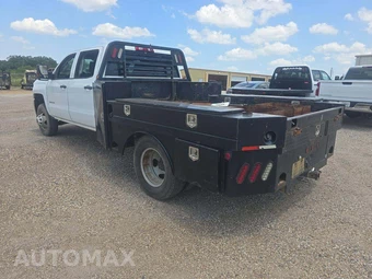 2018 Chevrolet Silverado 3500HD Cab Chassis WT Crew Cab 1WT DRW - miniatura 2