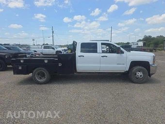 2018 Chevrolet Silverado 3500HD Cab Chassis WT Crew Cab 1WT DRW - miniatura 4