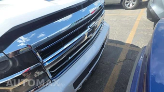 2018 Chevrolet Silverado 3500HD High Country Crew Cab Long Bed 3LZ DRW - miniatura 32