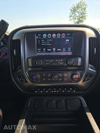 2018 Chevrolet Silverado 3500HD LTZ Crew Cab Long Bed 1LZ - miniatura 10