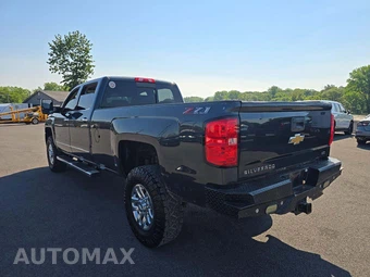 2018 Chevrolet Silverado 3500HD LTZ Crew Cab Long Bed 1LZ - miniatura 2