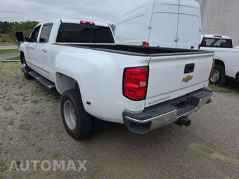 2018 Chevrolet Silverado 3500HD LTZ Crew Cab Long Bed 1LZ DRW - miniatura 2