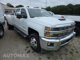 2018 Chevrolet Silverado 3500HD LTZ Crew Cab Long Bed 1LZ DRW - miniatura 4