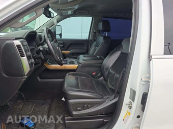 2018 Chevrolet Silverado 3500HD LTZ Crew Cab Long Bed 1LZ DRW - miniatura 6