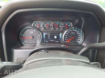 2018 Chevrolet Silverado 3500HD LTZ Crew Cab Long Bed 1LZ DRW - miniatura 9
