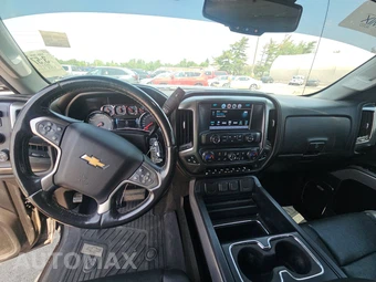 2018 Chevrolet Silverado 3500HD LTZ Crew Cab Medium Bed - miniatura 11
