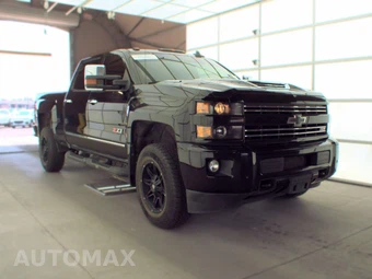2018 Chevrolet Silverado 3500HD LTZ Crew Cab Medium Bed - miniatura 3