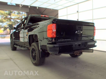 2018 Chevrolet Silverado 3500HD LTZ Crew Cab Medium Bed - miniatura 6