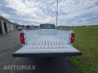 2018 Chevrolet Silverado 3500HD WT Crew Cab Long Bed 1WT DRW - miniatura 11