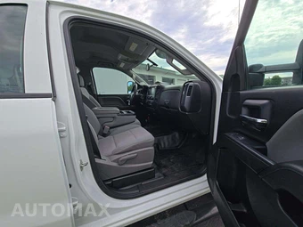 2018 Chevrolet Silverado 3500HD WT Crew Cab Long Bed 1WT DRW - miniatura 15
