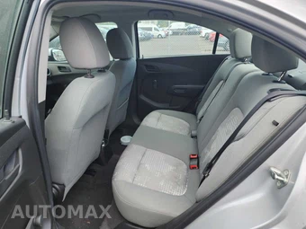 2018 Chevrolet Sonic LS Sedan 1SB - miniatura 23
