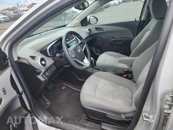 2018 Chevrolet Sonic LS Sedan 1SB - miniatura 32