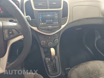 2018 Chevrolet Sonic LT Hatchback 1FL - miniatura 11