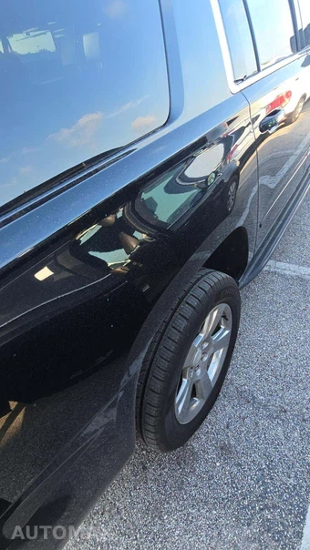 2018 Chevrolet Suburban 1500 LS 1LS - miniatura 24