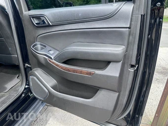 2018 Chevrolet Suburban 1500 LS 1LS - miniatura 17