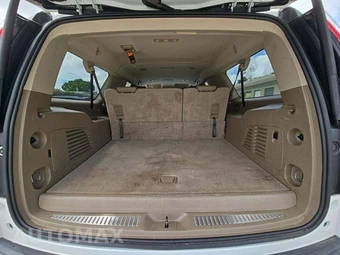 2018 Chevrolet Suburban 1500 LT 1LT - miniatura 12