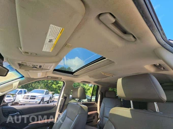 2018 Chevrolet Suburban 1500 LT 1LT - miniatura 8