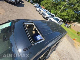 2018 Chevrolet Suburban 1500 LT 1LT - miniatura 9