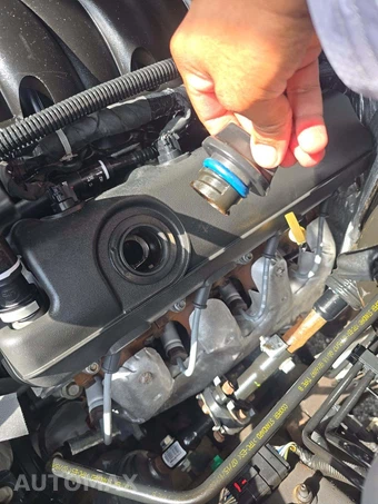 2018 Chevrolet Suburban 1500 LT 1LT - miniatura 27