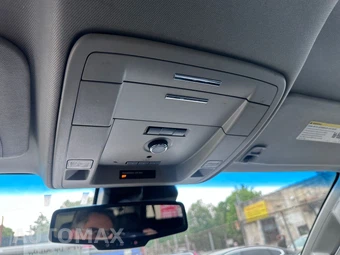 2018 Chevrolet Suburban 1500 LT 1LT - miniatura 29