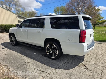 2018 Chevrolet Suburban 1500 LT 1LT - miniatura 4