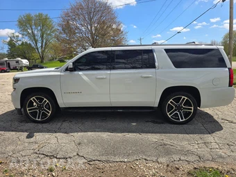 2018 Chevrolet Suburban 1500 LT 1LT - miniatura 5