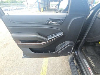 2018 Chevrolet Suburban 1500 LT 1LT - miniatura 9