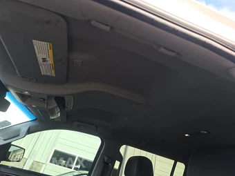 2018 Chevrolet Suburban 1500 Premier 1LZ - miniatura 18