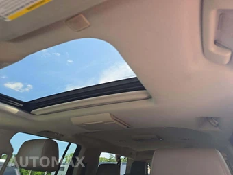 2018 Chevrolet Suburban 1500 Premier 1LZ - miniatura 11