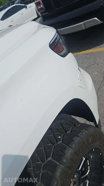 2018 Chevrolet Tahoe LS 1LS - miniatura 24