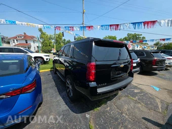 2018 Chevrolet Tahoe LT 1LT - miniatura 2