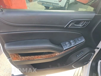 2018 Chevrolet Tahoe Premier 1LZ - miniatura 9