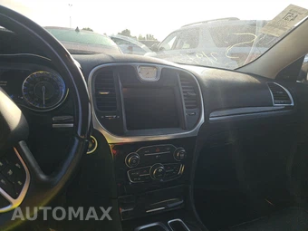 2018 Chrysler 300 Limited – miniatura 11