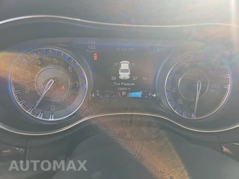 2018 Chrysler 300 Limited – miniatura 12