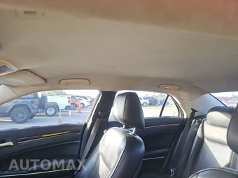 2018 Chrysler 300 Limited – miniatura 17