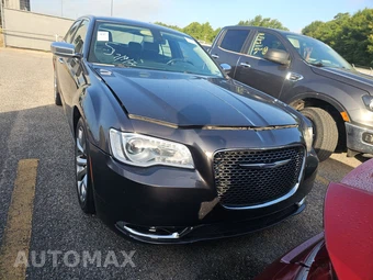 2018 Chrysler 300 Limited – miniatura 2
