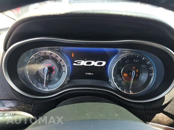 2018 Chrysler 300 Limited – miniatura 12