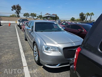 2018 Chrysler 300 Limited – miniatura 2