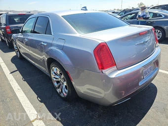 2018 Chrysler 300 Limited – miniatura 6