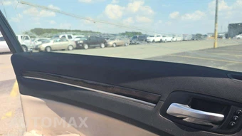 2018 Chrysler 300 Limited – miniatura 24