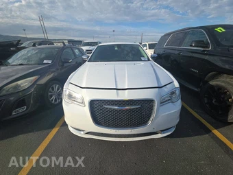 2018 Chrysler 300 Limited – miniatura 2