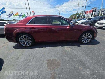 2018 Chrysler 300 Touring – miniatura 4